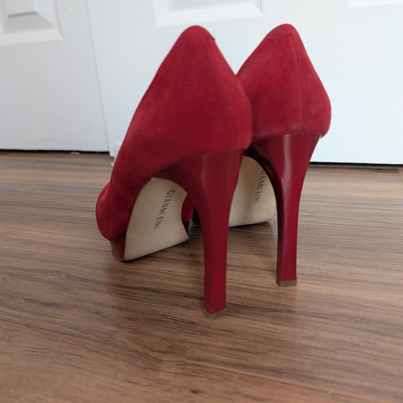 Gianni Bini Vintage Red Genuine Suede Platform Heels Y2K 7.5 - Picture 5 of 7